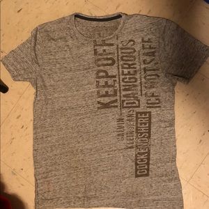 Calvin Klein T-shirt